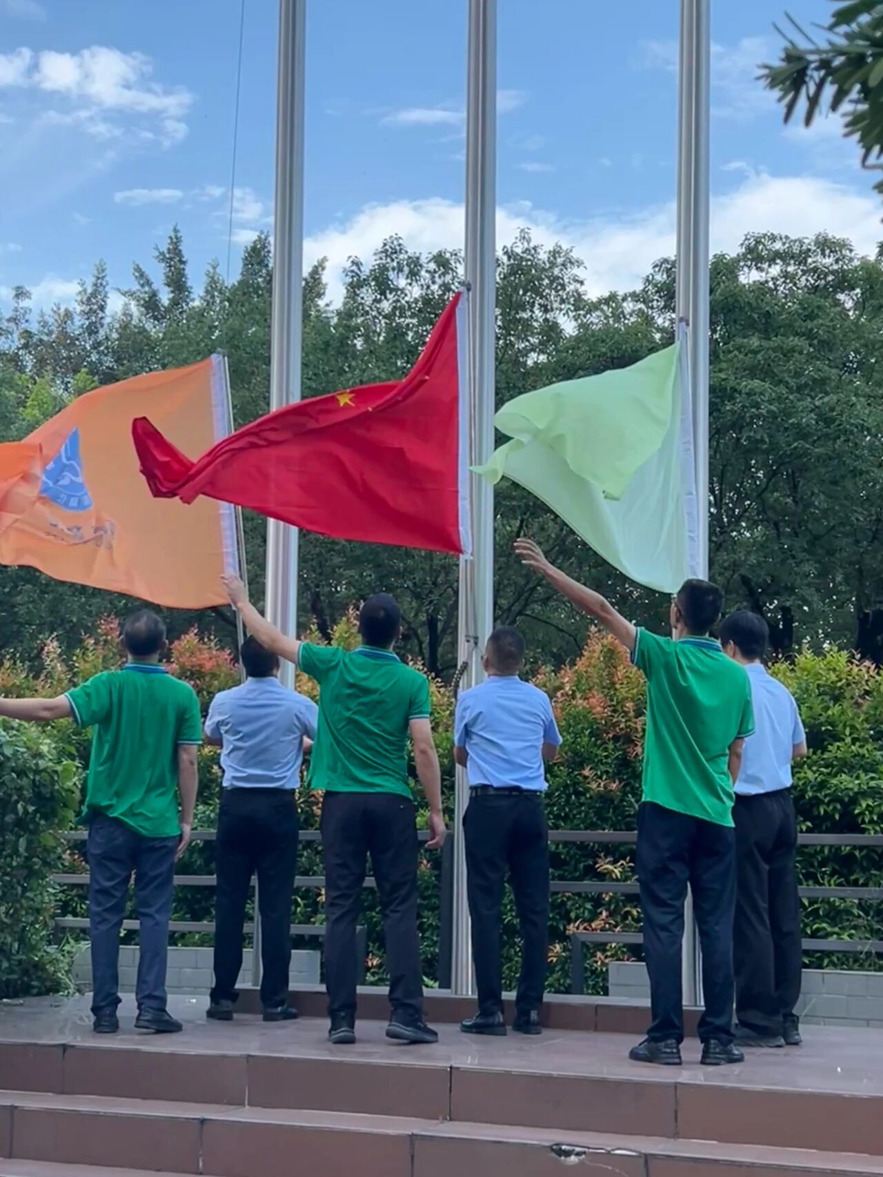 1759196665204150.jpg 9.jpg